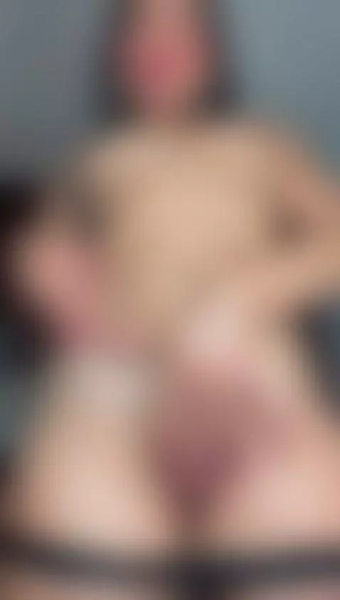 I seduce my boss until he fucks me hard by slutysucker