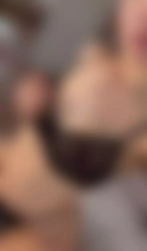 🔞Toned brunette arching her back 🍆 Join OF by sunnygabi