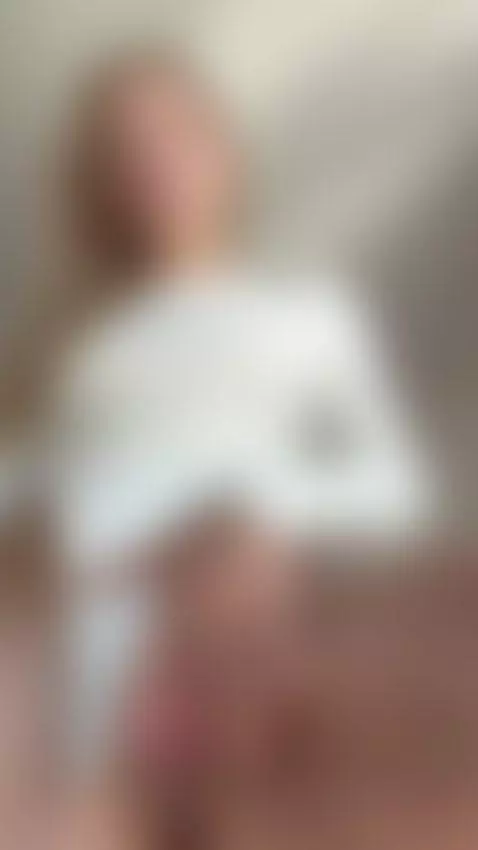Naked busty fat ass grinding horny  Full vid on OF by sunnygabi