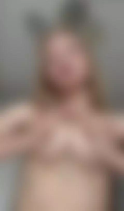 Sexy huge tits busty stripping naked naked wet pussy  OF now by sunnygabi