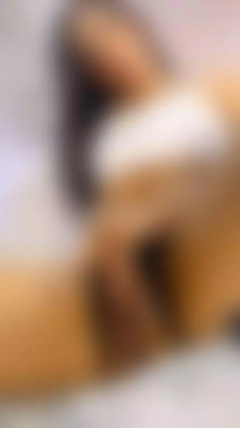 I want your cock inside my pussy by amararossee