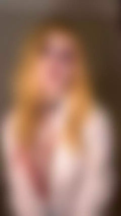 Big tits bounce as she leans forward 💕 by missfrogg