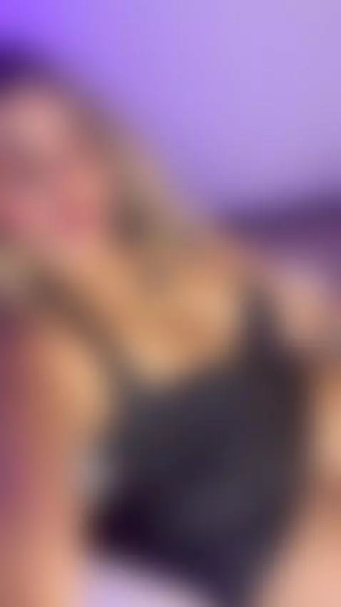 Online Now.... by jeentaylor