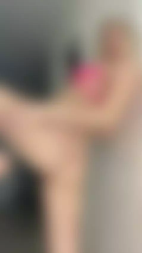 i am legal and i want your cock badly ;) by babymoollyy