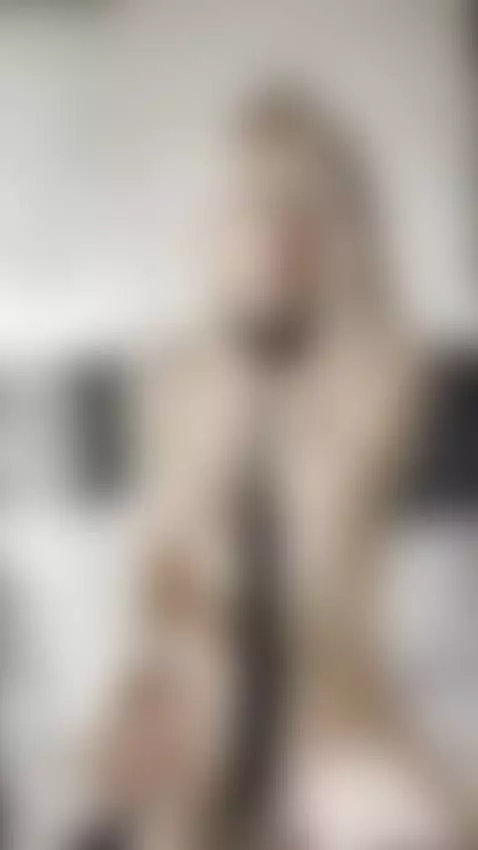 Naked blonde holds leash and teases her wet slit 🖤 by sanderslina