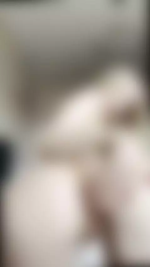 Touch my wet pussy and make me beg by sanderslina