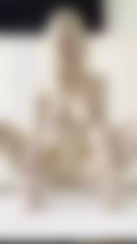 Blonde spreads wide and teases her wet slit 😘 by sanderslina