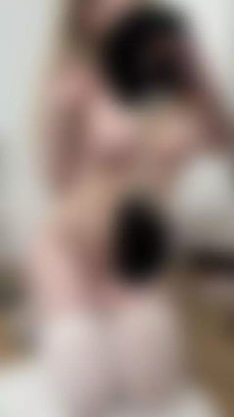 Blonde slut kneels with fuzzy cuffs and begs to be used 🍆 by sanderslina