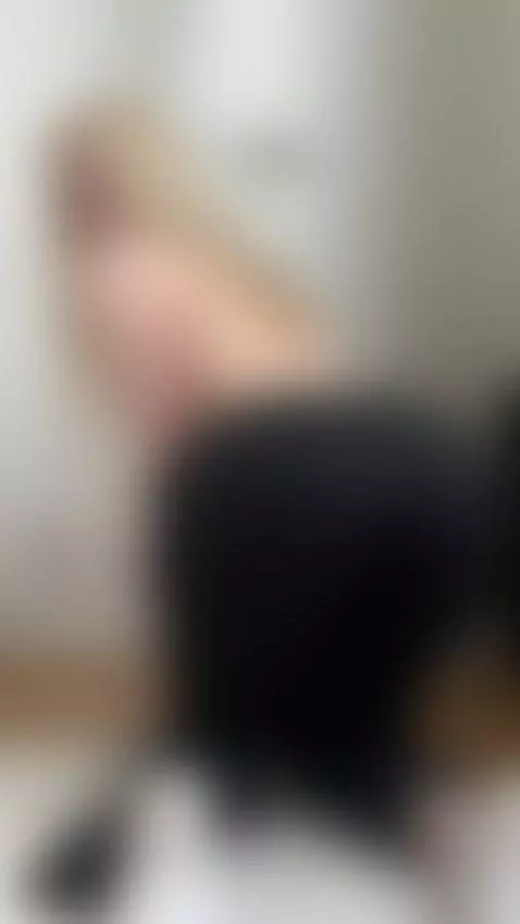 Blonde bends forward on all fours showing off her ass 🖤 by sanderslina