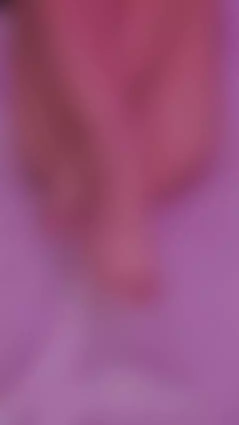 Do you like the color of my nails?
If you want to see more c... by sexyfeethub