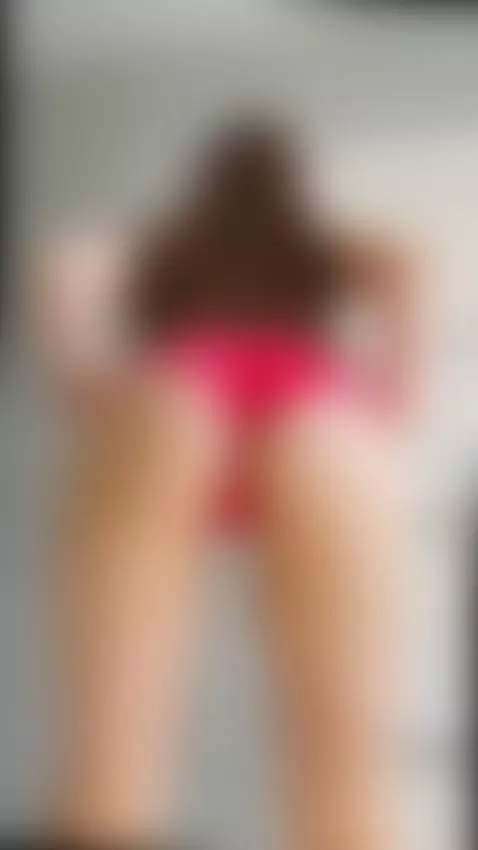 Thick curves bent forward begging to be touched 😈 by milanahotie