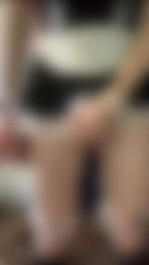 Switch to my Fansly! 🍒 by mishamilashhh