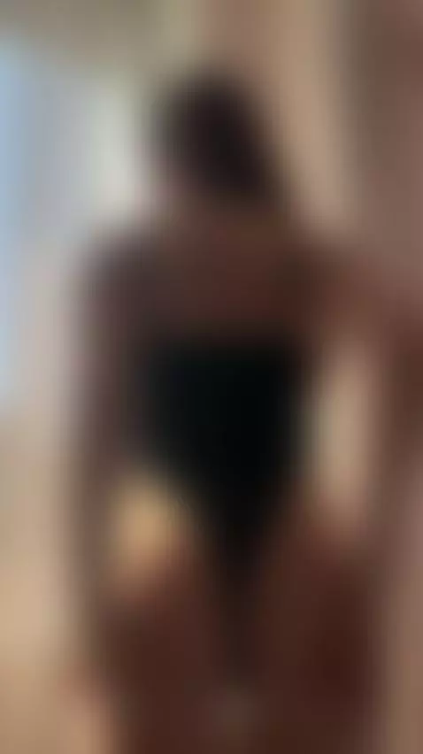 🔞Skinny redhead spreading her long legs for you 🍑 Subscriber... by julia404foxy