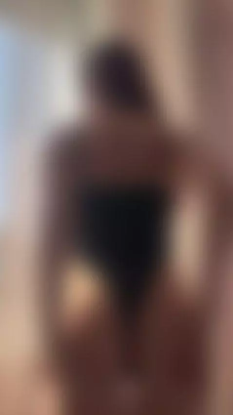 ’ve got a surprise for you on OnlyFans 🎁 by julia404foxy