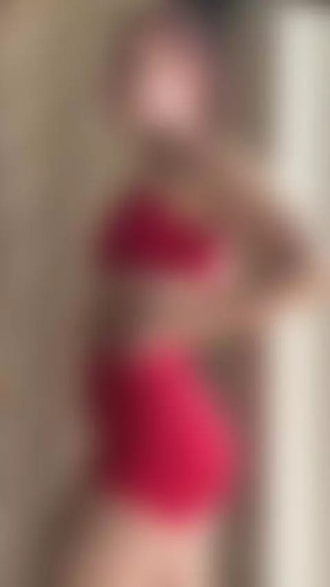 18 Nude with perky tits and juicy ass by julia404foxy