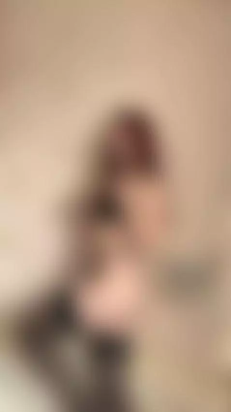 stunning slut big ass moaning nude tight pussy  OF by julia404foxy