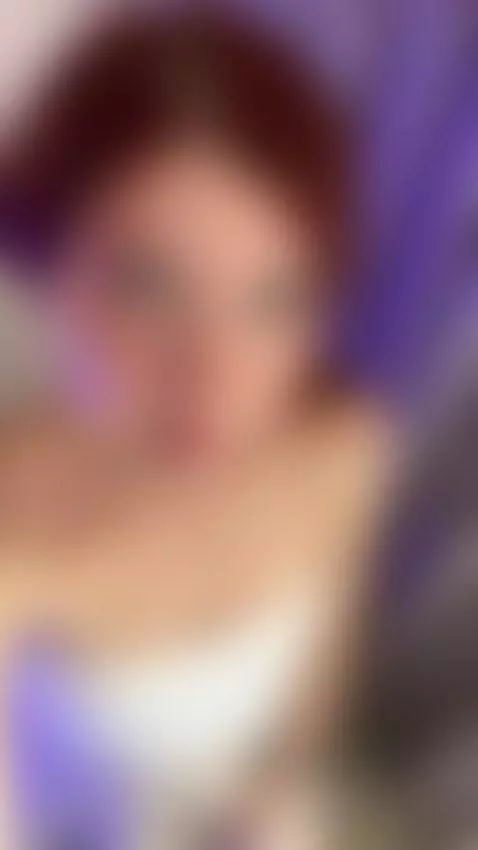 round ass gorgeous slut deepthroat naked moaning  Link OF by julia404foxy