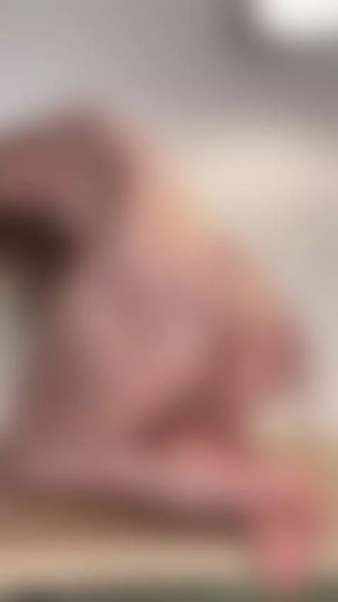 Slim natural slut bushy pink pussy lips, tight asshole clenc... by babyasica