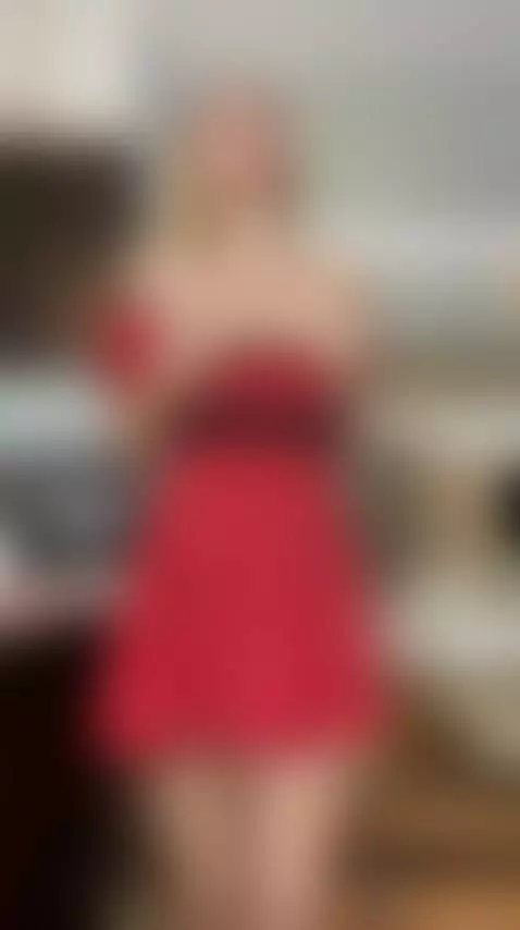 ❤️‍🔥 Blonde hottie with red lips and perfect tits by callme-hotkris