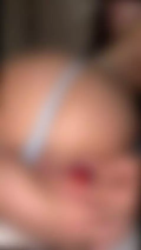 Fat ass spread open with toy inside 🖤 by julialikeshine