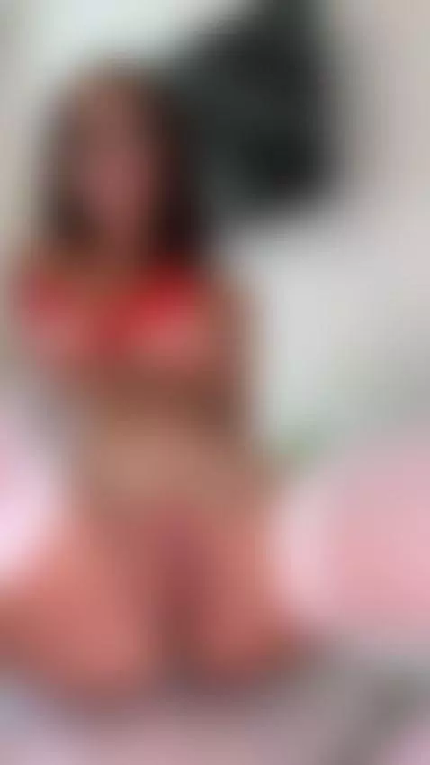 Wide legs spread, wet pussy glistening open 😋 by julialikeshine