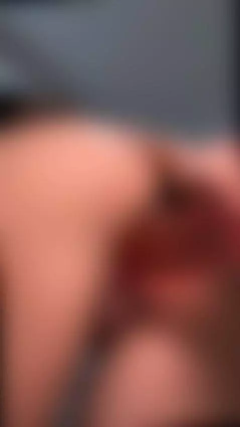 Thick ass spread wide getting fingered deep by julialikeshine