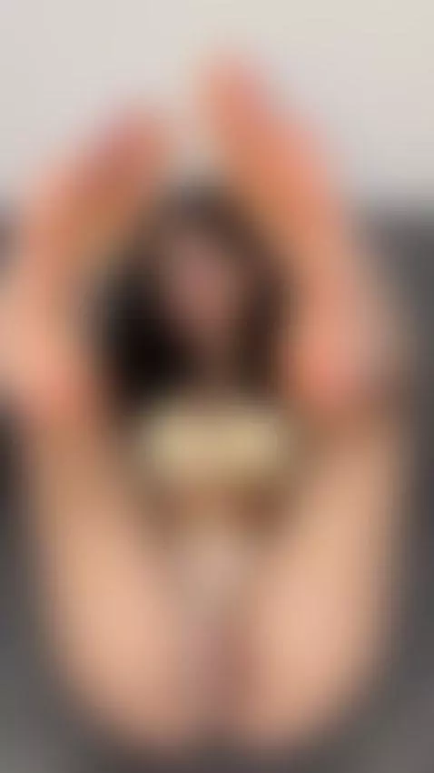 Lick my feet then fuck me hard by julialikeshine