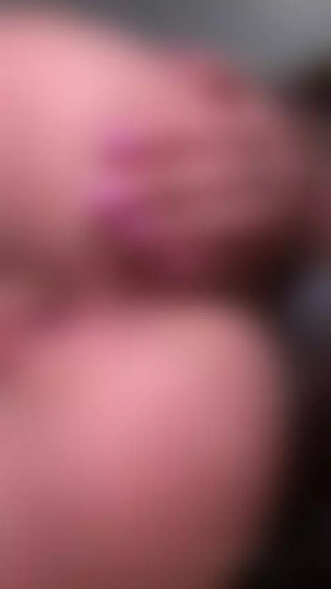 Push my ass cheeks apart and fuck me 👅 by julialikeshine