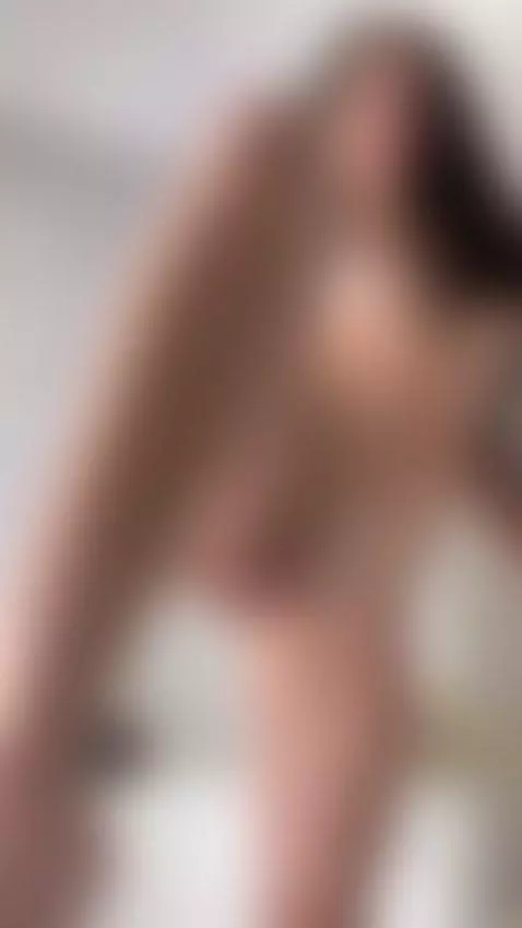 so wet, fingers pushing deep, shaking by julialikeshine
