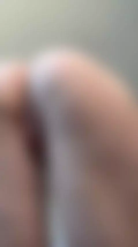 Wet pussy spread wide for your cock by hannamontana88