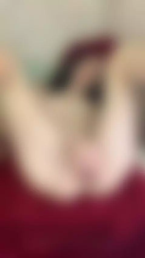 Natural puffy nipples getting harder every second 😈 Sub OF by leiabloom