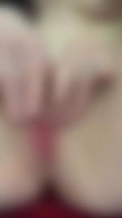 Puffy nipples begging for mouth, deep pink pussy begging for... by leiabloom