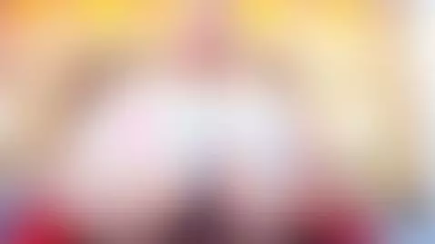 disfruta de como roza la polla por mis piernas by miiahott