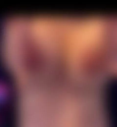 You won’t be able to stop staring… 😈 by amber-hard