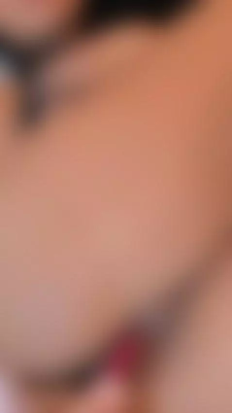 enjoy how I touch my pussy by erikamoore