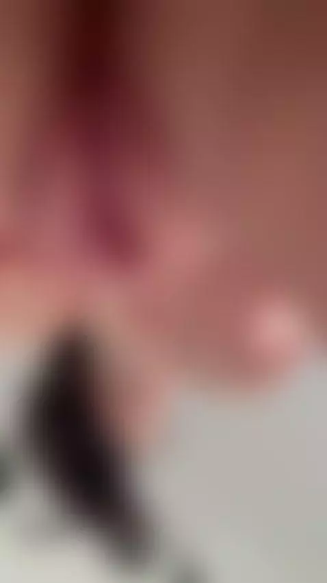 Teen big tits slut sucking dildo while showing pink pussy 😈 ... by lollalay