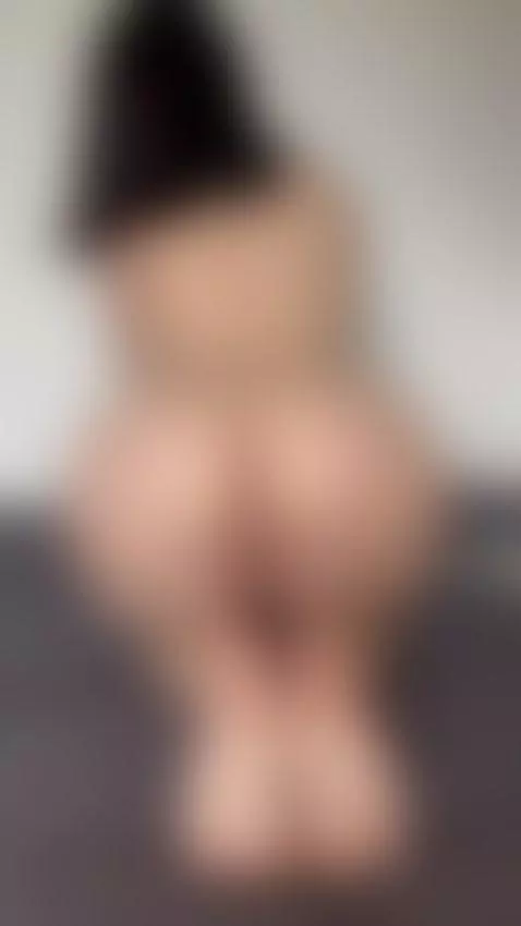 Perfect ass on brunette with the sweetest pink pussy you’ll ... by lollalay