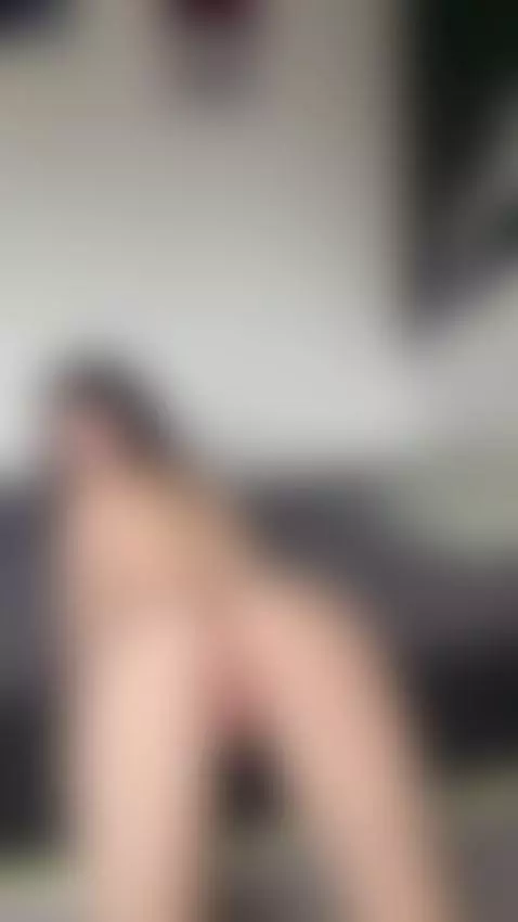 So bare, ass out, exposed. Sub OF by lollalay