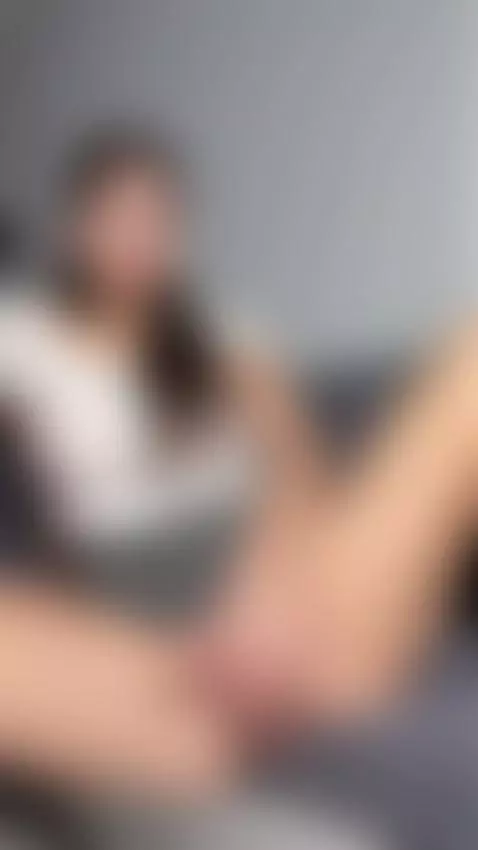 This pink pussy doesn't wait — sub on OF ⚡ by katealurer