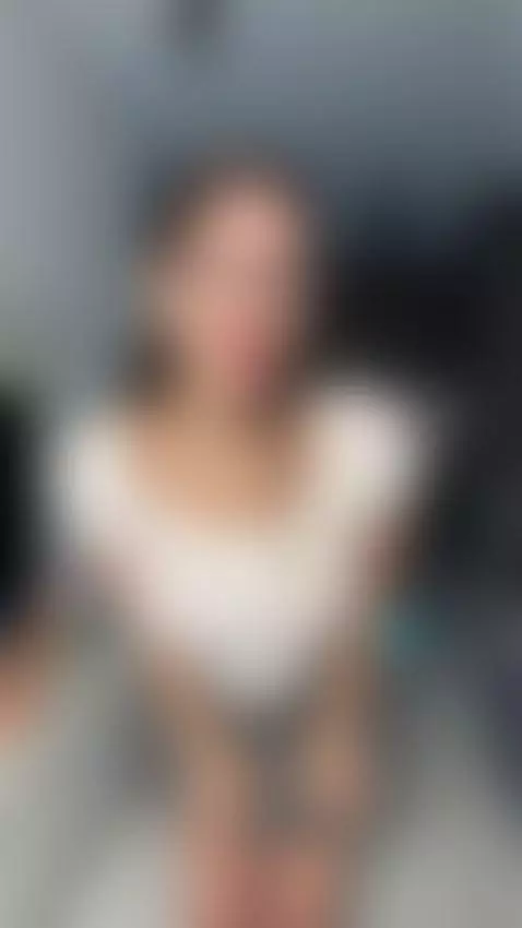 She's hungry. She's wet. She's pink. — sub on OF 💕 by katealurer