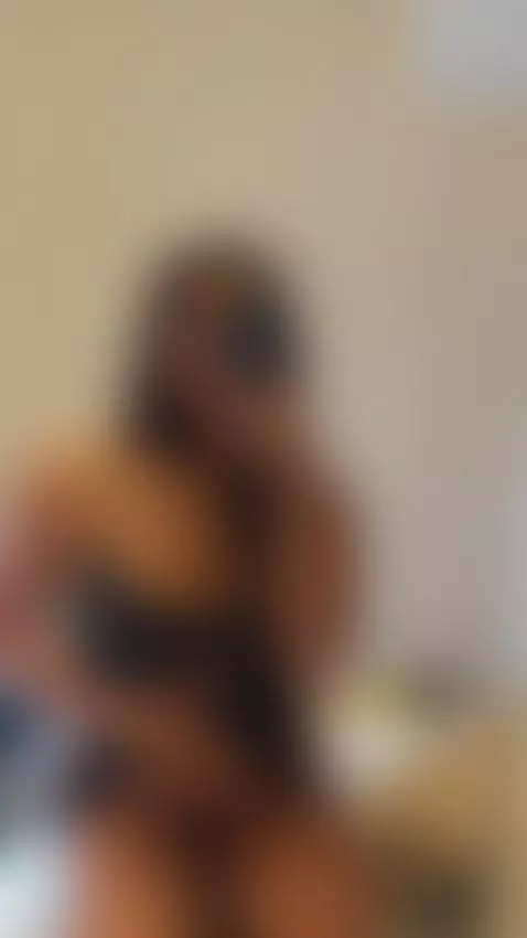 hi guys ♥️ by kimdevinne