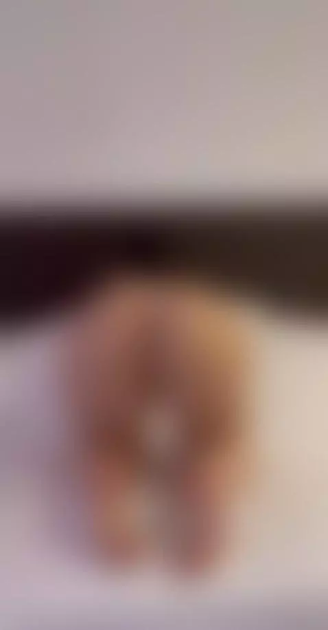 How would you like to take off my thong, my love 🤤 by itskari9