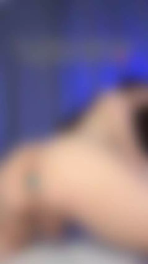 Anal plug in a gaping hole by lettiebrown