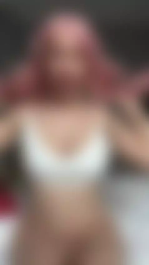 Do I look like someone who could steal your mind away? by lilaloo