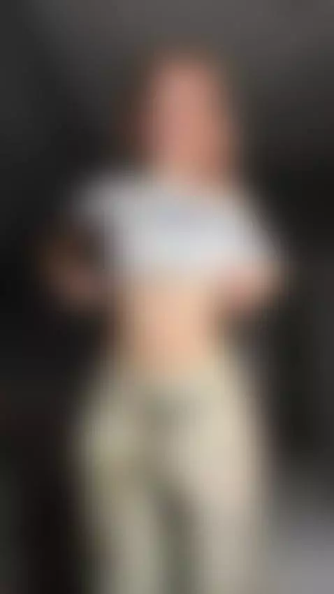 Can I convince you to run your tongue all over my body by lilaloo