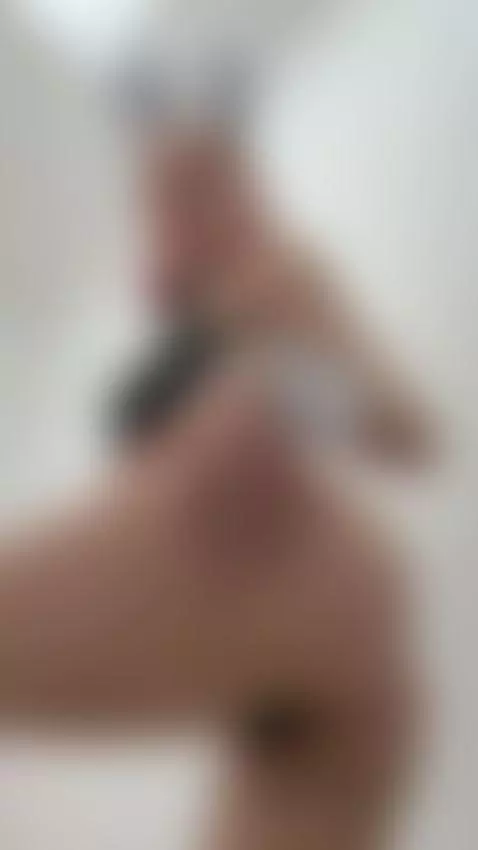 I badly want to be fucked from behind now by lilaloo