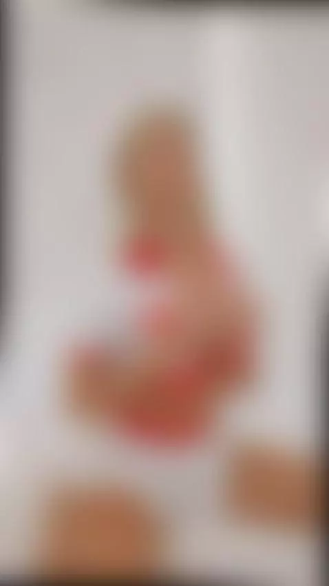 Legs spread wide while she smiles at you 💕 by emily-lu