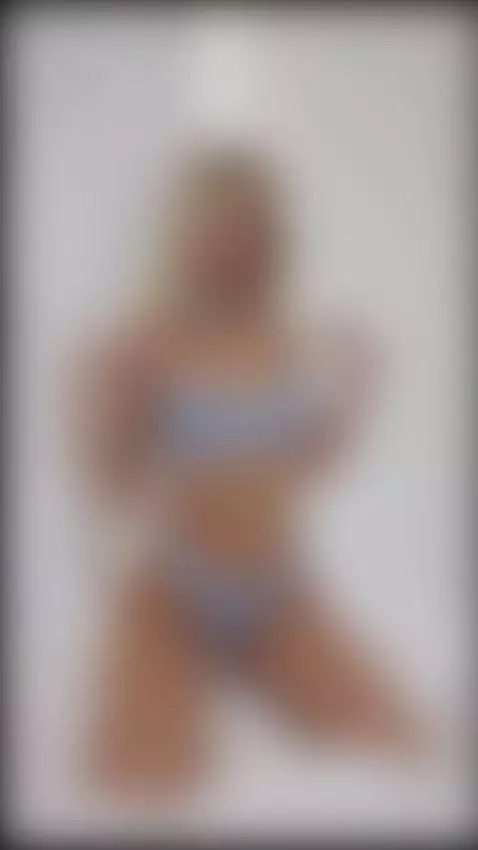 I want your cock deep in my pussy 😈 by emily-lu
