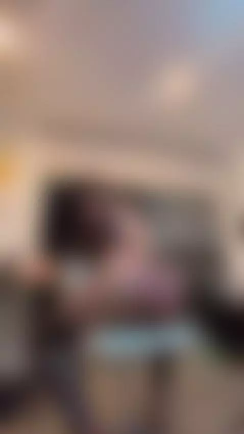 Me dejas bailarte encima? 🙈 by victoriacowx