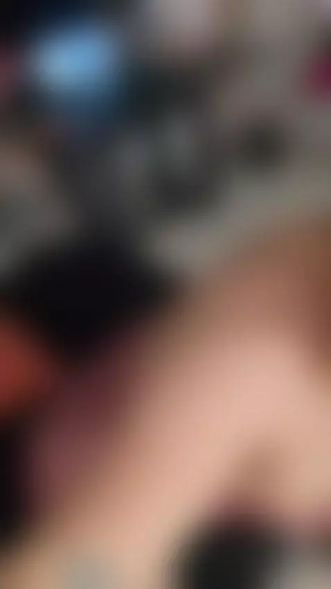 se salió una🤣🙈 by victoriacowx